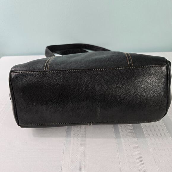 Black Leather Pebble Grain Double Shoulder Strap Purse with Zipper Closure - Picture 9 of 14